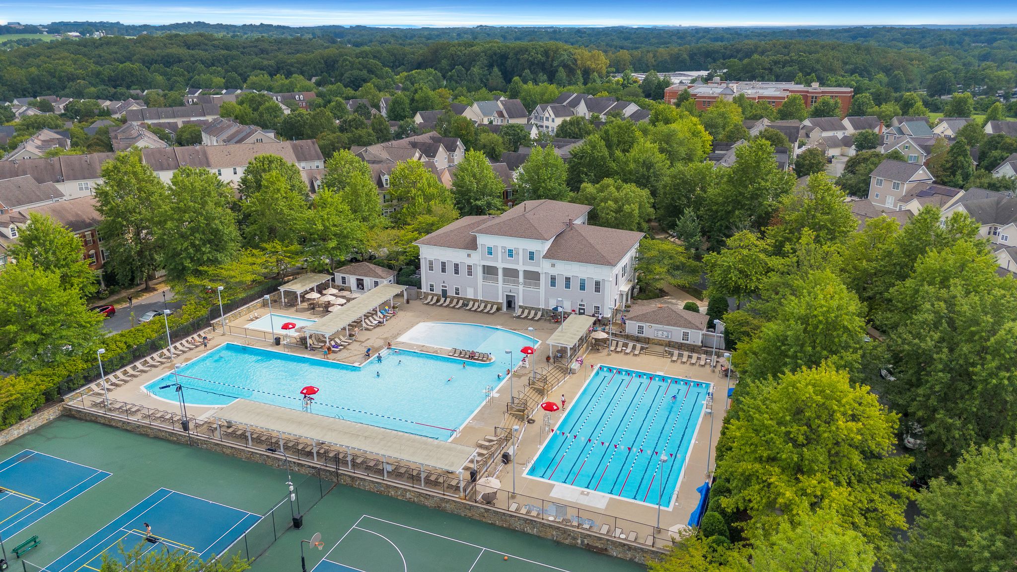 Community Pool in Gaithersburg Maryland